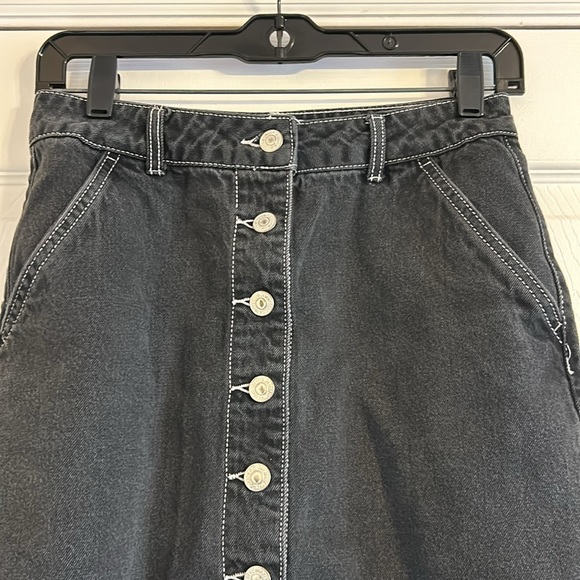 Forever 21 button down black size small midi jean skirt - Picture 4 of 6